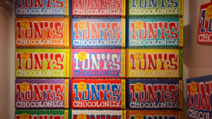 児童労働撲滅を目指すオランダのチョコレートメーカー｜トニーズチョコロンリー